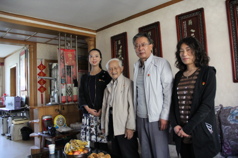 中共青海省第三建筑工程有限公司支部委员会开展“走访慰问暖人心，，，，，，，，红色精神永传承”活动