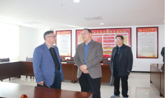 省委常委、省总工会主席马吉孝等一行莅临青海3044am永利集团集团公司视察，，，，，，，，调研指导道路货运企业建会、货运司机入会等工作